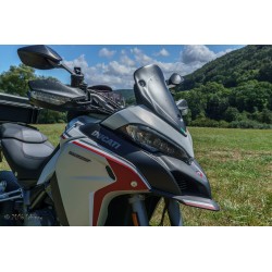 Windshield Multistrada 1260-950-Enduro with white stripes and Italian flag - years 2015-2022