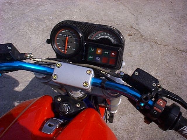 Contagiri per Ducati Monster '93 - '99 - scala bianca-led blu-rossi