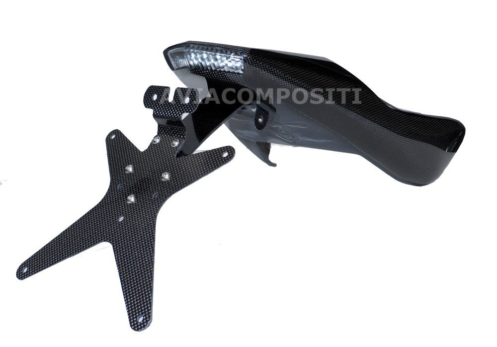 Codino (codone) in carbonio per Ducati Hypermotard